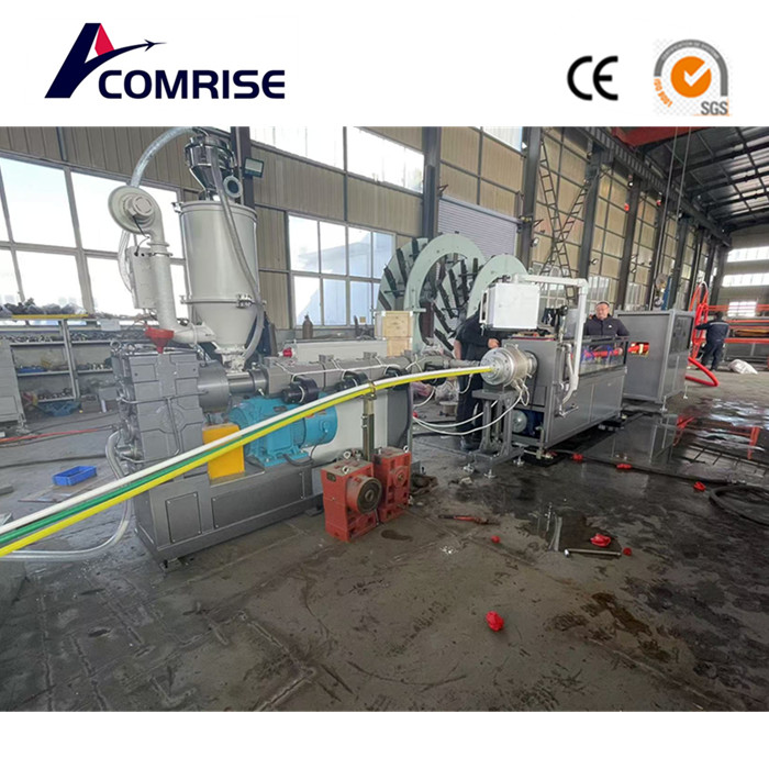 Mașina de conducte de cod pentru export este în prezent instalată și depanată la fabrica clientului