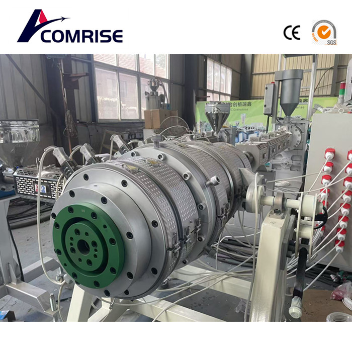 Se produce o mașină de țeavă HDPE de 250 mm și 315mm