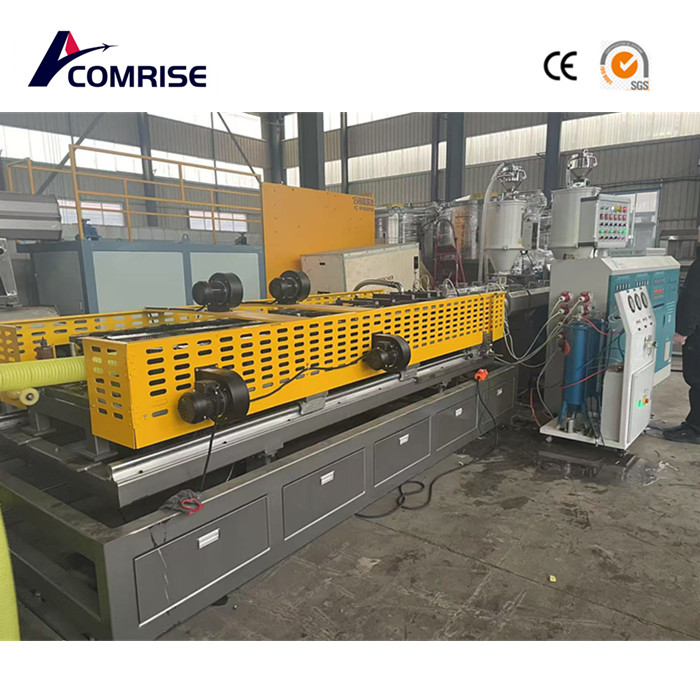 Mașină de extrudare a conductelor ondulate cu perete dublu
